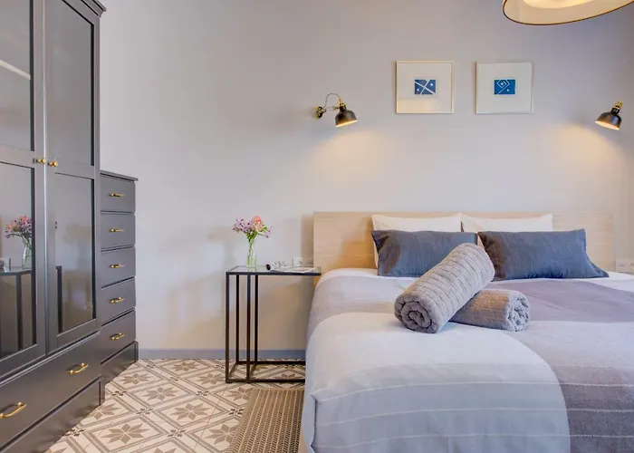 Modern, Bright And Welcoming Oceanfront *